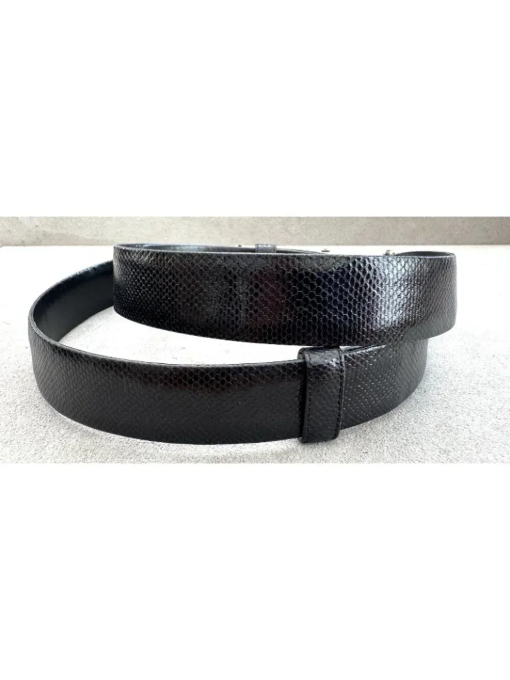 Vtg JUDITH LEIBER Jeweled Buckle Black Snakeskin SKINNY BELT Adjustable to 37